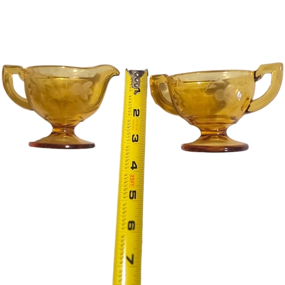 ⏳️Vintage⏳️RARE Cambridge Etch Cut Amber Glass Sugar & Creamer - Picture 7 of 9